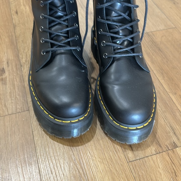 BRAND NEW WORN ONCE DR. MARTINS BLACK BOOT SIZE 11 - Picture 4 of 5